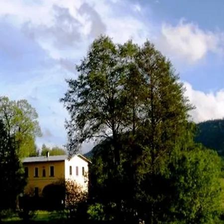 U Dvou Lipek Pod Broumovskymi Stenami