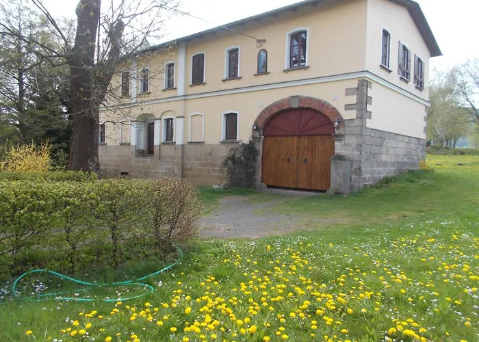 U Dvou Lipek Pod Broumovskymi Stenami Homestay